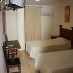 Manantiales * Τορρεμολίνος