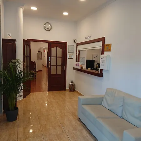 马纳提阿勒斯酒店 * 托雷莫利诺斯