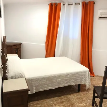 马纳提阿勒斯酒店 * 托雷莫利诺斯