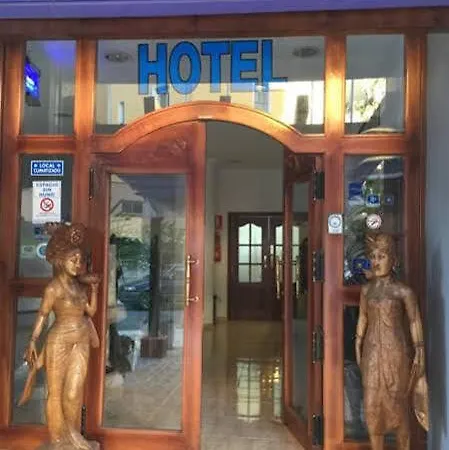 马纳提阿勒斯酒店 酒店 托雷莫利诺斯