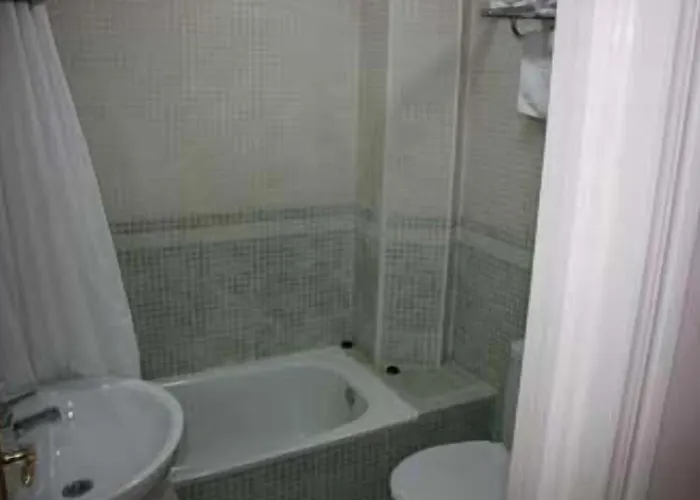 Manantiales Τορρεμολίνος