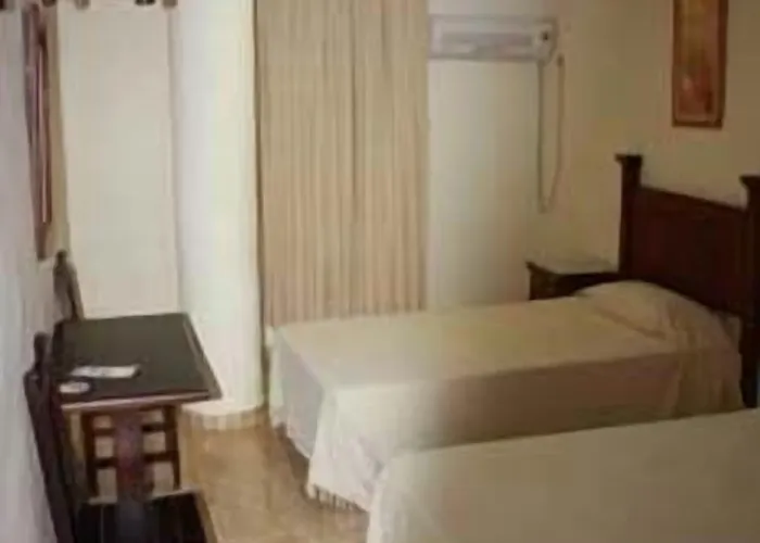 Manantiales * Τορρεμολίνος